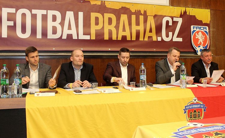 Volby 2021: Kdo se bude ucházet o místa ve vedení Pražského fotbalového svazu?
